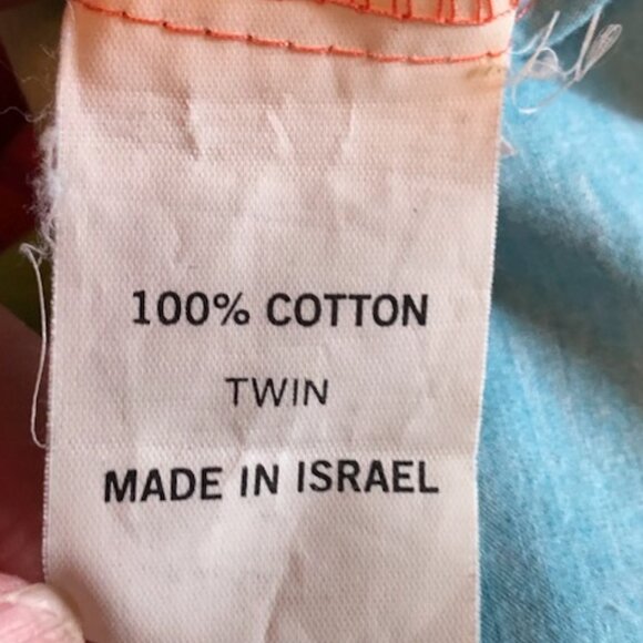 dELiA*s reversible twin size duvet cover, hearts to stripes, approx. 68" x 86" - Picture 5 of 7